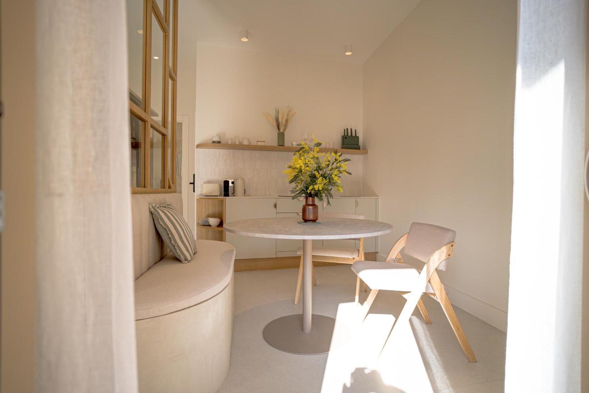Studios Raffines Avec Terrasses - Plages, Ville Et Gare A Pied - Maison Raphael Saint-Raphaël Eksteriør billede