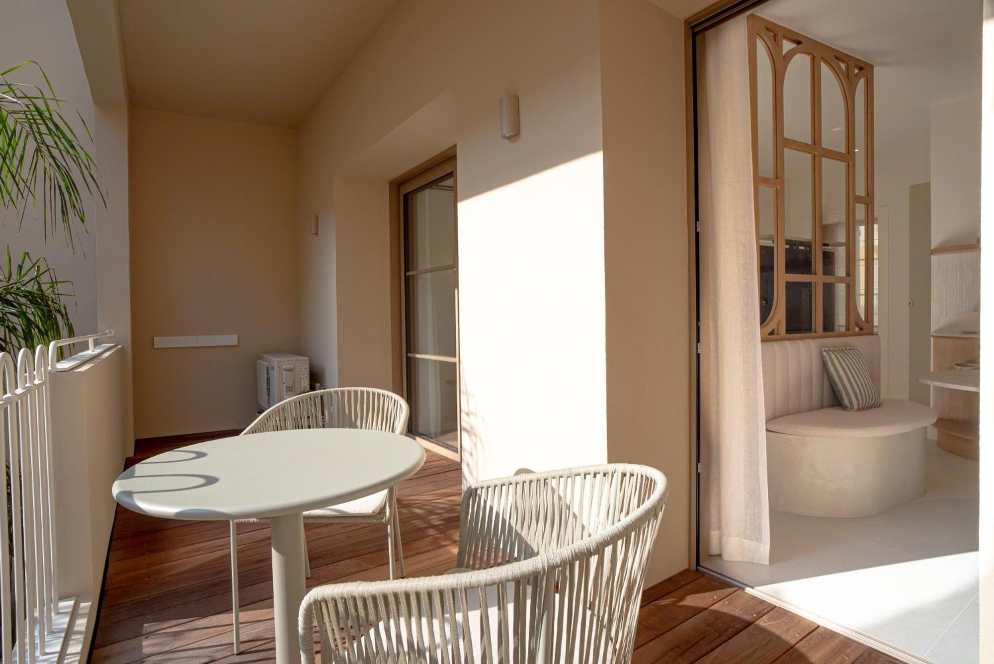 Studios Raffines Avec Terrasses - Plages, Ville Et Gare A Pied - Maison Raphael Saint-Raphaël Eksteriør billede